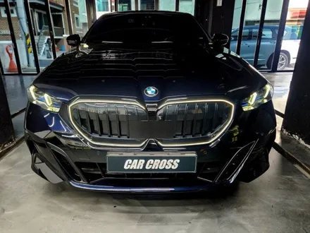 BMW G60, 크롬딜리트와 실내 랩핑 재시공으로 완벽한 드레스업! / 경기 광명