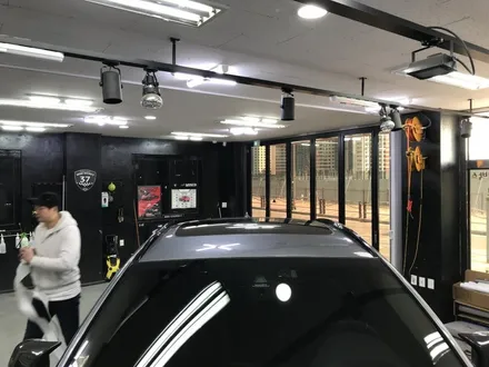 BMW x6 윈도우크롬 및 루프렉 블랙유광 랩핑! / 경기 광명