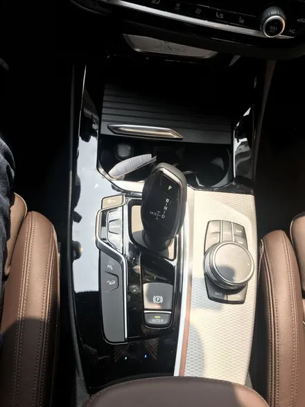 BMW X3 실내카본랩핑 센스있는 변화 가능! / 경기 광명