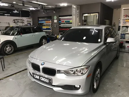 BMW320D 실버차량 오너시라면 티타늄브러쉬 실내랩핑 / 경기 광명