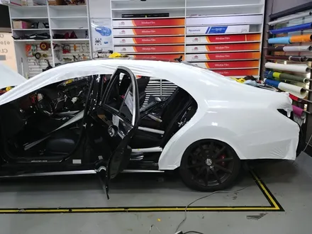 벤츠 S63 AMG 자동차전체랩핑 블랙에서 화이트로? / 광명, 안양, 시흥