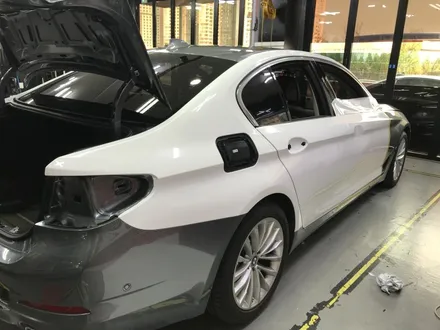 BMW 530i 블루스톤에서 화이트유광으로 전체컬러 변경! / 광명, 안양, 시흥