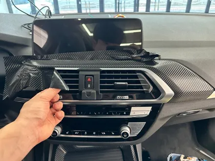 BMW X3 카본블랙 실내랩핑을 통한 완벽한 드레스업! / 경기 광명