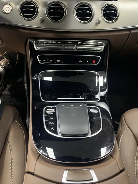 BMW iX3 실내랩핑 시공 [ 카크로스 ] / 광명, 안양, 시흥