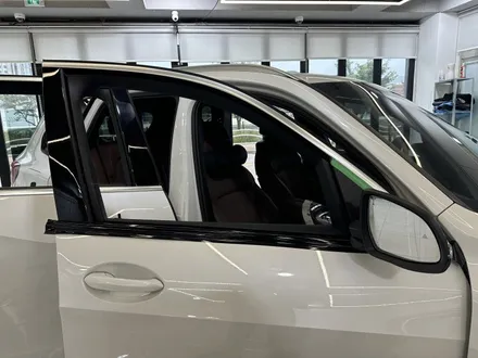 BMW X5 전체 크롬딜리트 & 루프스킨으로 완벽한 드레스업! / 경기 광명