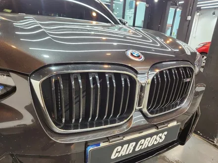 BMW X3, 크롬딜리트와 실내랩핑으로 심미성과 내구성을 동시에! / 경기 광명