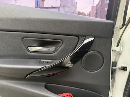 BMW 320D 알파인화이트 카본블랙 실내랩핑으로 분위기 반전! / 경기 광명