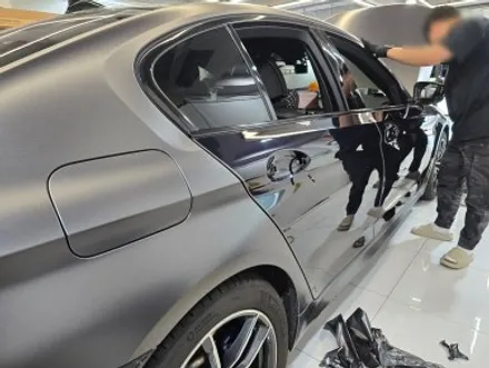 랩핑사고 보험처리 및 필름제거까지 BMW G30 / 경기 광명