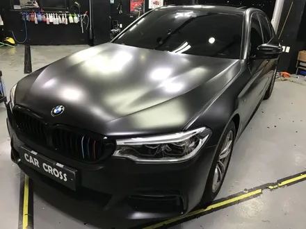 BMW 520D 사틴블랙 전체랩핑 / 경기 광명