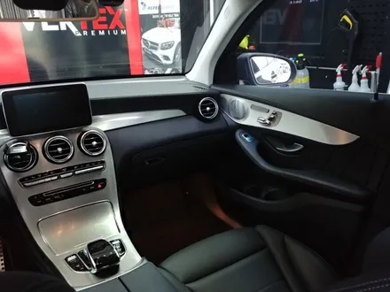 벤츠 GLC 250  실내 하이그로시를 티타늄브러쉬로! / 광명, 안양, 시흥