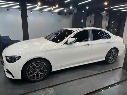 벤츠 E클 사틴블랙 전체랩핑 후, 변화를 위한 랩핑제거까지! / 광명, 안양, 시흥