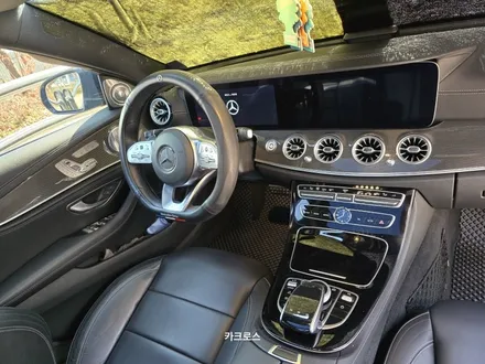 벤츠 E350 옵시디안블랙 E클래스 유광카본블랙 실내랩핑 후기! / 경기 광명