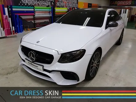 벤츠 E63AMG 블랙▶화이트 인천카스킨 카드레스스킨 / 인천 서구