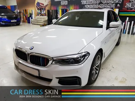 BMW G30 5시리즈 화이트▶사틴블랙 + 실버 포인트 랩핑 / 인천 서구