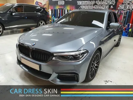BMW 520d (G30) 사틴블랙 전체랩핑 / 인천 서구