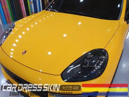 포르쉐 옐로우 에이버리 다크옐로우 카이엔 전체랩핑 / 인천 서구