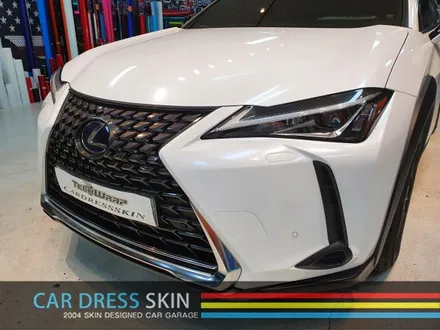 렉서스의 SUV UX250h 극강의 왕펄랩핑 다이아몬드화이트 전체카스킨 / 인천 서구