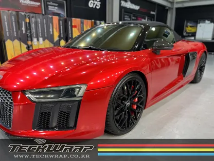 인천 자동차랩핑 아우디 R8 스파이더 캔디레드크롬 랩핑 / 인천 서구
