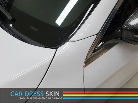 벤츠 S350 순정과 비슷한 화이트 랩핑 \