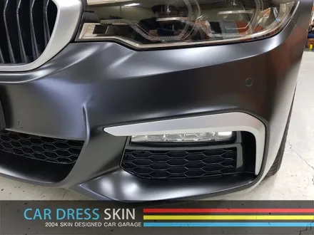 BMW G30 5시리즈 화이트▶사틴블랙 + 실버 포인트 랩핑 / 인천 서구