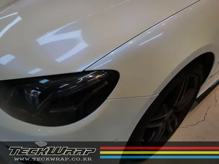 정품 화이트카멜레온(택랩Teckwrap) 벤츠 E220d 쿠페 전체랩핑 / 인천 서구