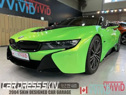 BMW i8 로드스터 형광캔디그린랩핑 \