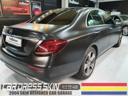 벤츠 E300 실버▶사틴블랙(반무광블랙) 인천 전체카스킨 / 인천 서구