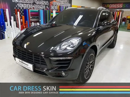 포르쉐 SUV 마칸 3M 유광블랙 전체랩핑 / 인천 서구