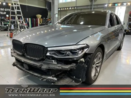 랩핑으로 티 나지 않게 사고 수리까지? BMW 520d G바디 화이트카멜레온 택랩(TeckWrap) 라벤더펄 전체랩핑 / 인천 서구