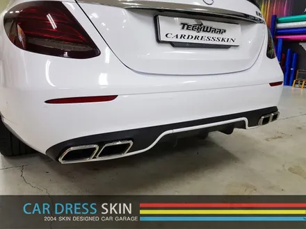 벤츠 E63AMG 블랙▶화이트 인천카스킨 카드레스스킨 / 인천 서구