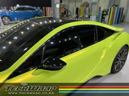 BMW i8 카멜레온 캔디 형광 라임 랩핑 \