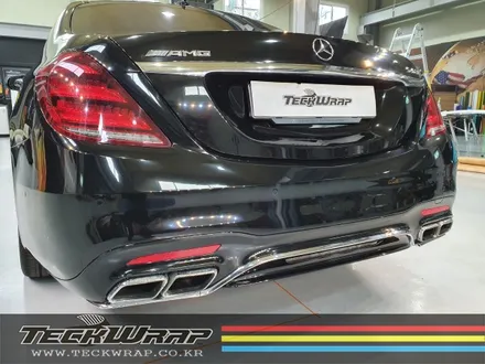 초 고광택 하이그로시 블랙 도장면과 같은 광택도의 랩핑 S63AMG 전체랩핑 / 인천 서구