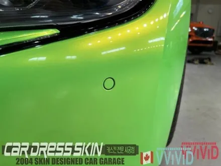 BMW i8 로드스터 형광캔디그린랩핑 \