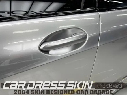 [인천랩핑]순정색상이 지겨워졌다면?BMW 120 하이그로시 \'고광택GT실버\' 전체랩핑 / 인천 서구 가좌동