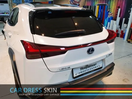 렉서스의 SUV UX250h 극강의 왕펄랩핑 다이아몬드화이트 전체카스킨 / 인천 서구