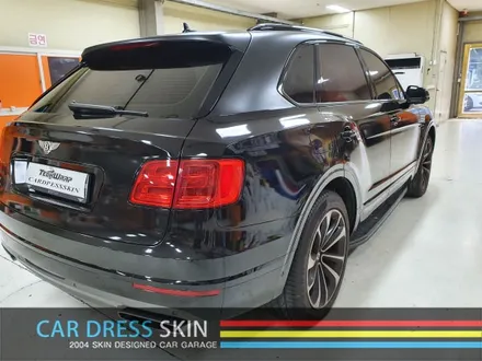 가장 빠른 SUV 벤틀리 벤테이가 사틴블랙+유광블랙 투톤 전체랩핑 / 인천 서구