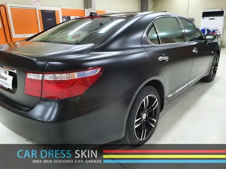 렉서스 LS600h 사틴블랙 (에이버리) 자동차 전체 래핑 / 인천 서구