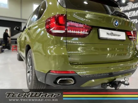 하이그로시 밀리터리 \'카키그린\' BMW X5 전체랩핑 / 인천 서구