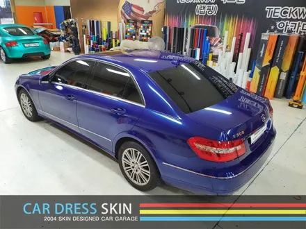 벤츠 E300 블루색 랩핑 X 에이버리 마그네틱버스트 / 인천 서구