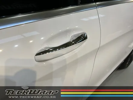 더욱 도장 같은 광택도의 하이그로시 화이트 벤츠 S560 랩핑 / 인천 서구