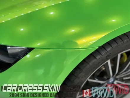 BMW i8 로드스터 형광캔디그린랩핑 \