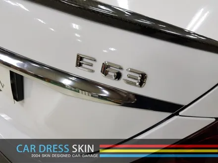 벤츠 E63AMG 블랙▶화이트 인천카스킨 카드레스스킨 / 인천 서구