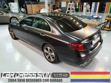 벤츠 E300 실버▶사틴블랙(반무광블랙) 인천 전체카스킨 / 인천 서구