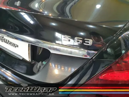 초 고광택 하이그로시 블랙 도장면과 같은 광택도의 랩핑 S63AMG 전체랩핑 / 인천 서구