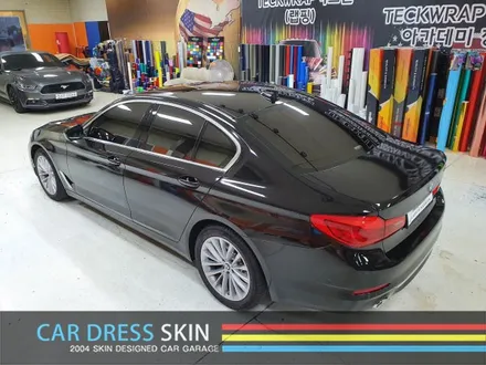 BMW G30 530i 화이트▶블랙 전체카스킨 / 인천 서구