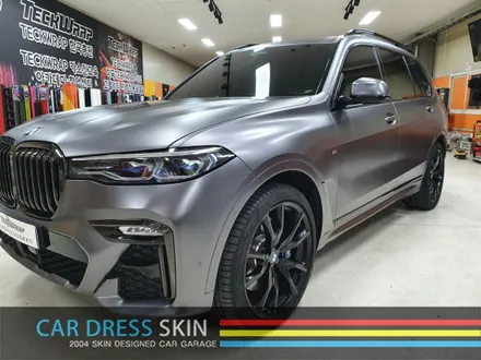 뉴 X7 M50i 한정판 다크 섀도우 에디션에서 3M 사틴다크그레이로 전체랩핑을?! / 인천 서구
