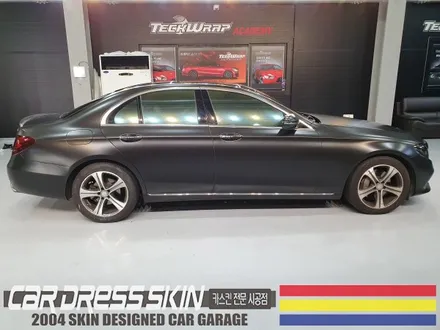 벤츠 E300 실버▶사틴블랙(반무광블랙) 인천 전체카스킨 / 인천 서구