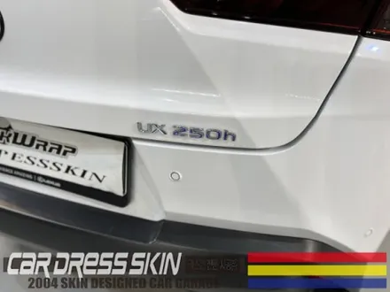 중고차 화이트랩핑 렉서스 UX250h Gloss White 랩핑 / 인천 서구