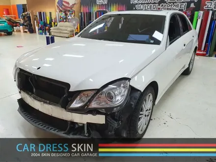 벤츠 E300 블루색 랩핑 X 에이버리 마그네틱버스트 / 인천 서구