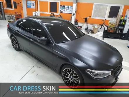BMW 520d (G30) 사틴블랙 전체랩핑 / 인천 서구